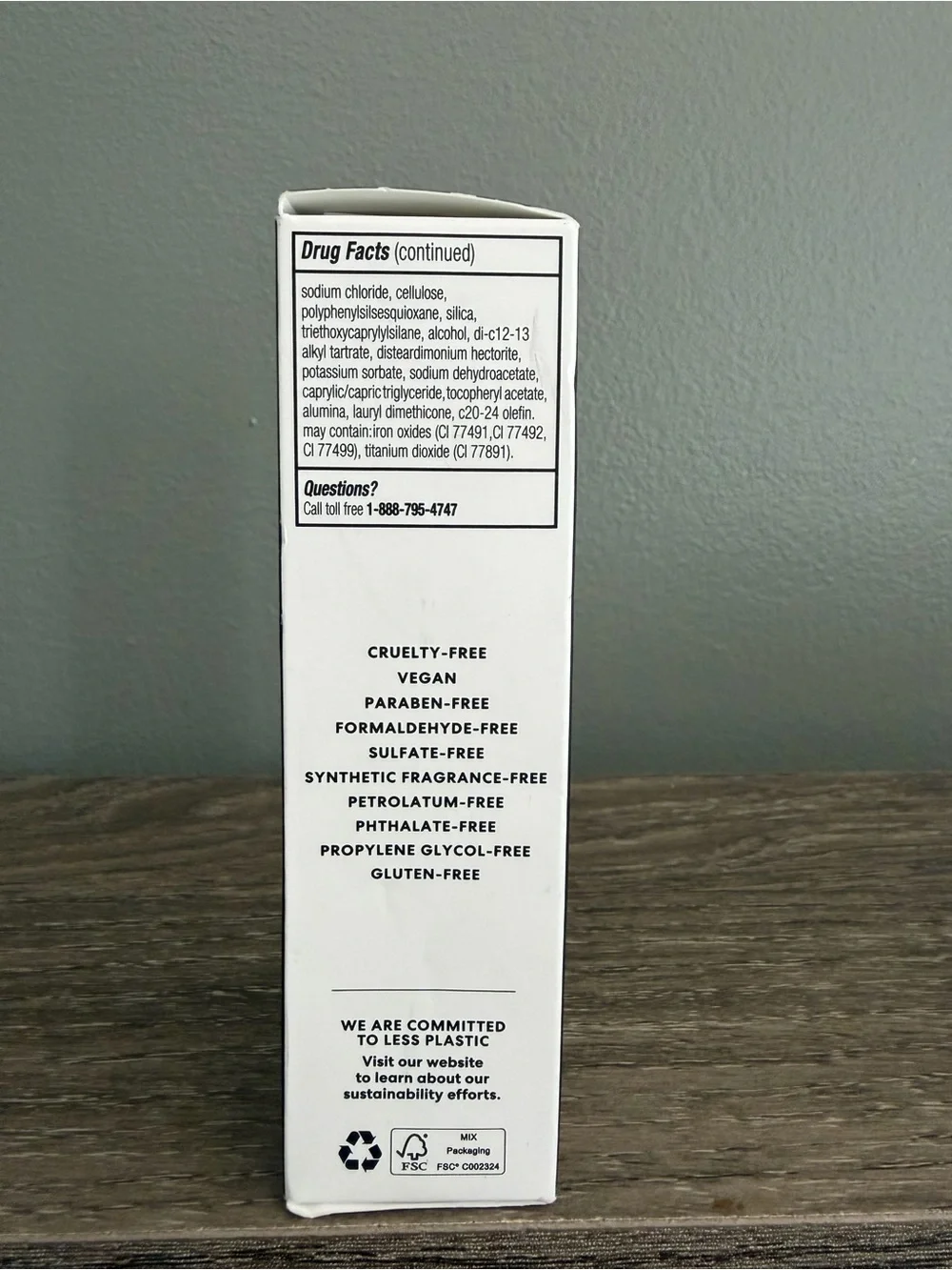 bareMinerals BAREPRO Matte Liquid Foundation -Fair Neutral 10